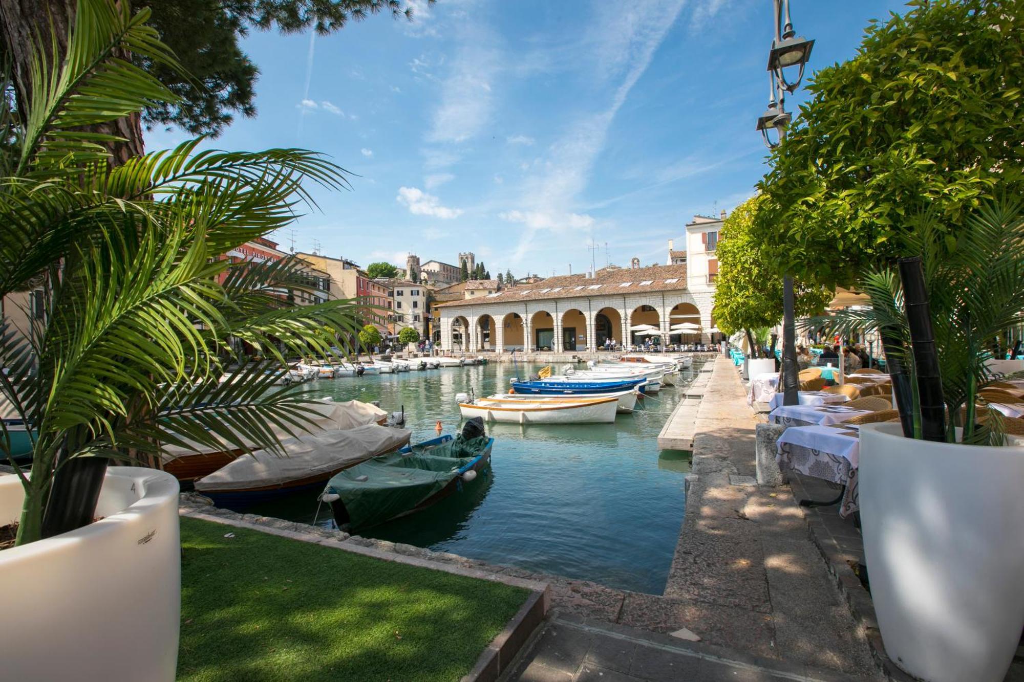 Villa Mimosa - Appartamento 1 - Happy Rentals Desenzano del Garda Eksteriør billede